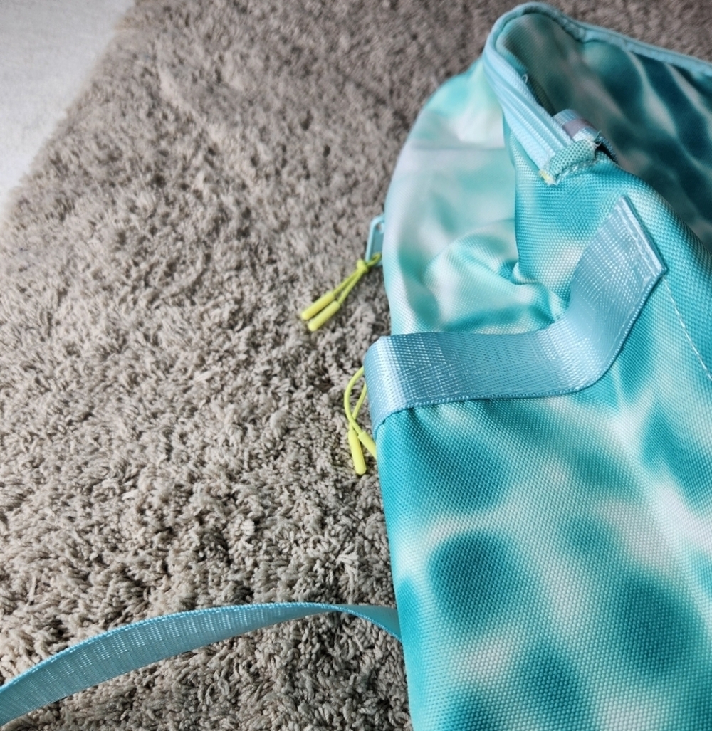 Ecotech Riley 17" Backpack - Aqua Ripple - Picture 8 of 15